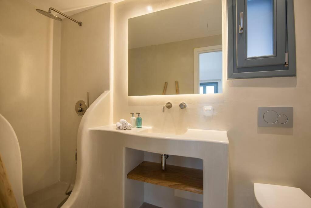 Aba ηospitalite Paros- The Luxury Suite, Naousa, Paros *