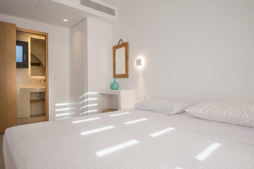 Aba ηospitalite Paros- The Luxury Suite, Naousa, Paros Apartment *