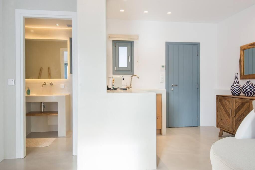 Aba ηospitalite Paros- The Luxury Suite, Naousa, Paros Apartment *
