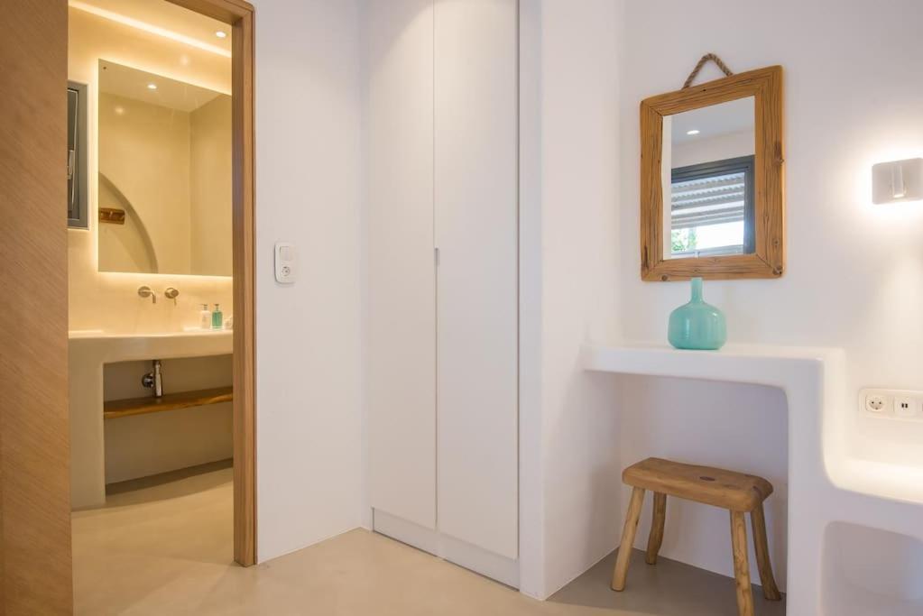 Aba ηospitalite Paros- The Luxury Suite, Naousa, Paros * Naousa (Paros)